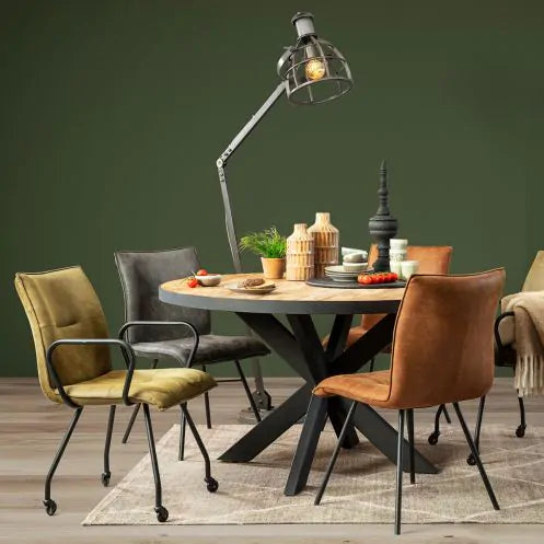 Wood eettafel zwarte poten