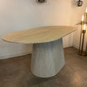 Japandi eettafel ovaal