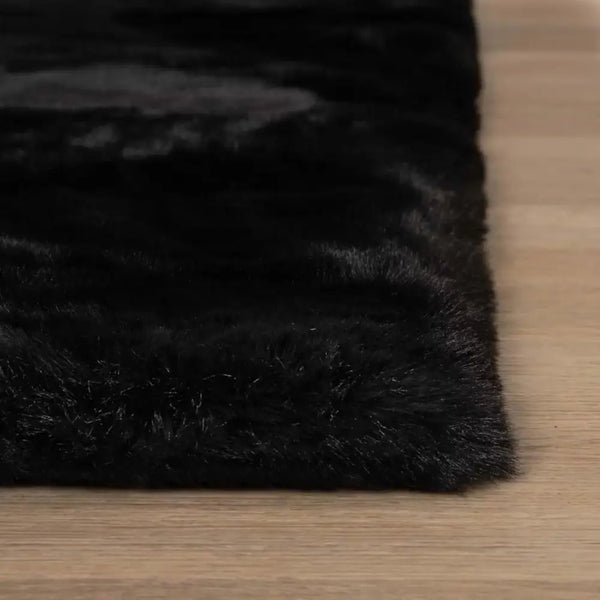 Vloerkleed hoogpolig zwart