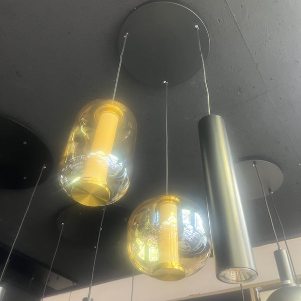 Amber Hanglamp Ronde Plaat – 2 Amber Bollen + 1 Buisspot in Speelse Vormen