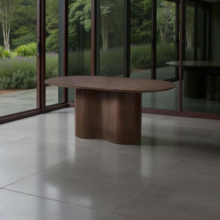 Bruine Japandi eettafel ovaal