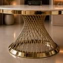 Travertin Eettafel Rond– Crème Blad met Gouden Spin Poot