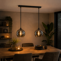 Hanglamp boven eettafel 2 smoke bollen